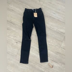 NWT‎ Reformation HIGH & SKINNY JEAN FADED BLACK DESTROYED- 24